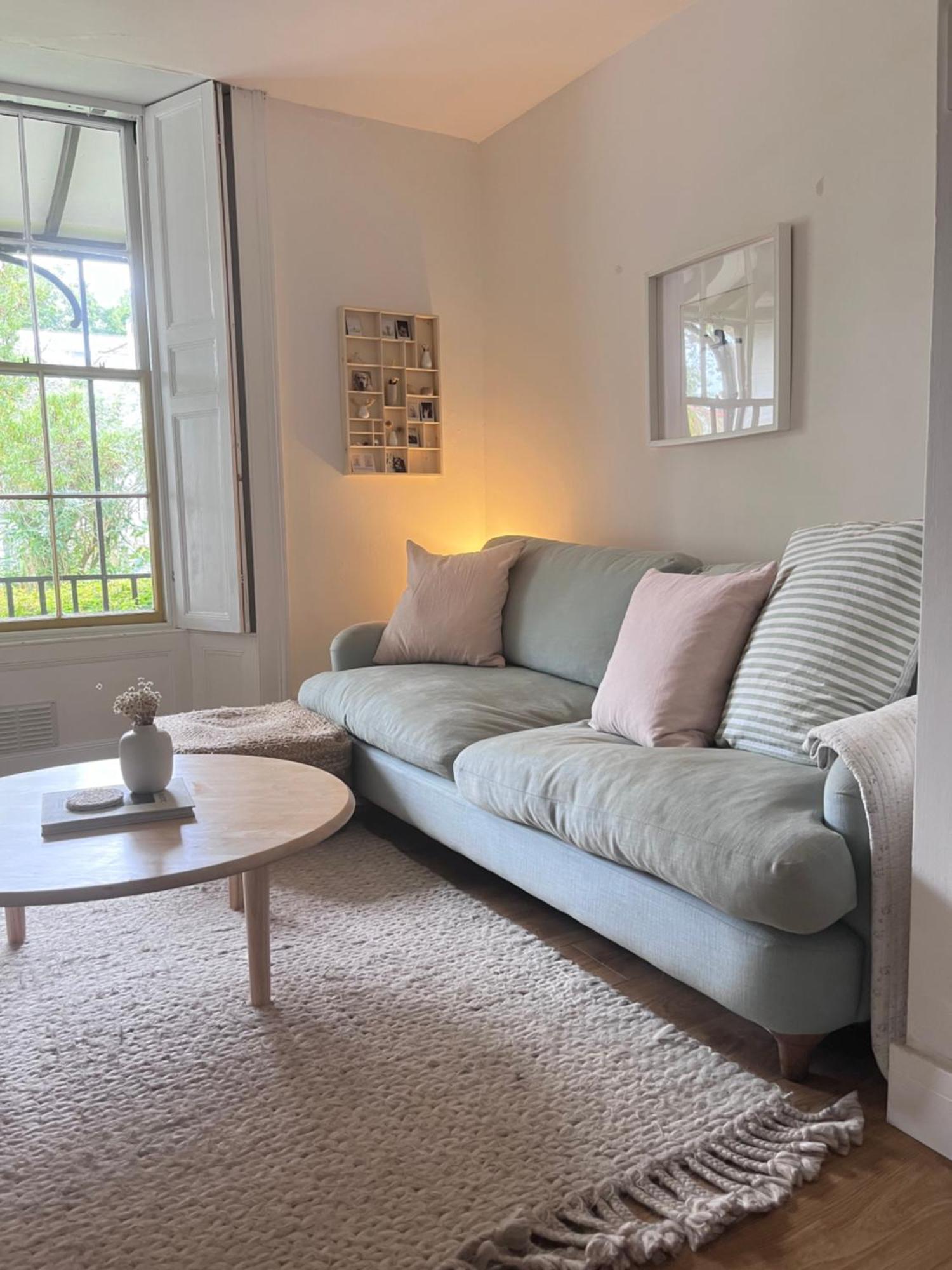 Apartment Cosy, Convenient Flat In