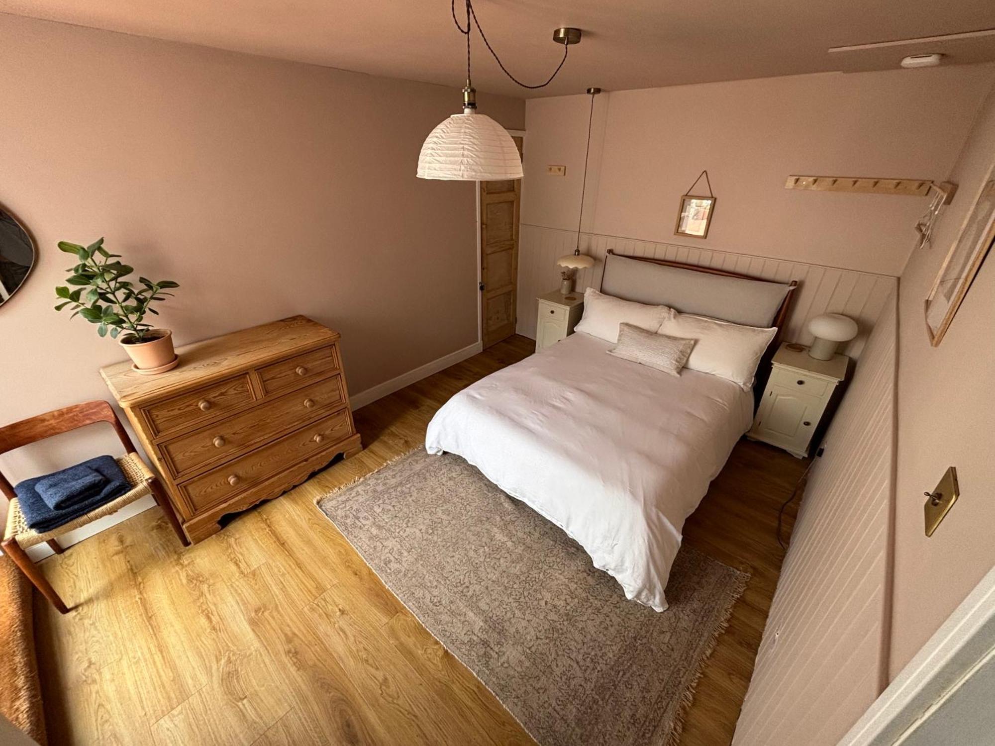 Apartment Cosy, Convenient Flat In